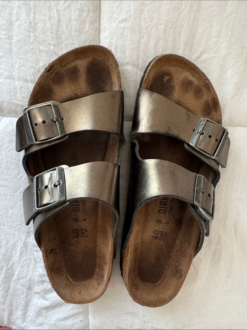 Birkenstock Arizona sandals in a metallic bronze or anthracite finish size 40